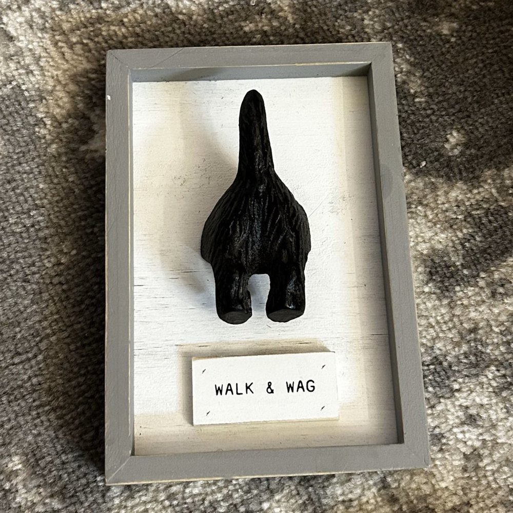 Mud Pie Walk & Wag Wall Hanging with Tail for Leash or Key holder
